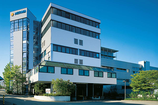 Production d'étiquettes de bâtiment HERMA